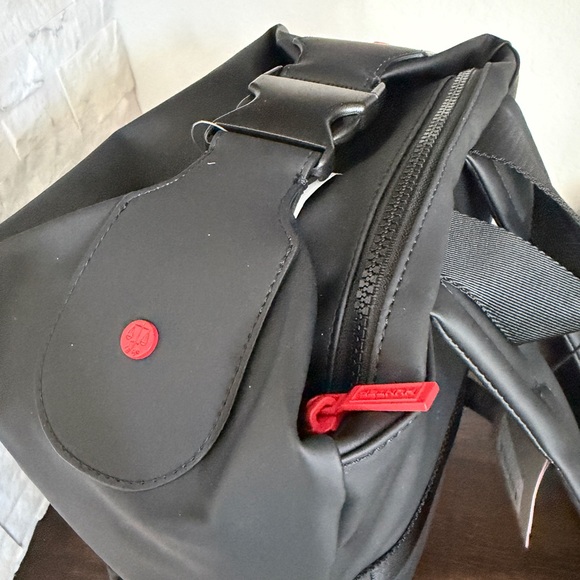 HUNTER Viral Top Clip Black Backpack! BRAND NEW - Picture 6 of 12